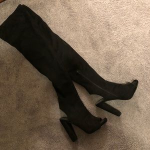Steve Madden knee high yimmie open toe boots